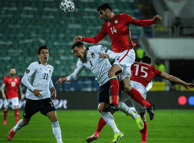 IM体育社区互动入口-劲敌逐鹿，实力悬殊双方精彩对决