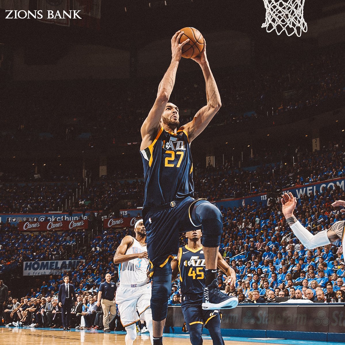 雄鹿绝杀山东队,乔治状态火热 雄鹿绝杀山东队,乔治状态火热