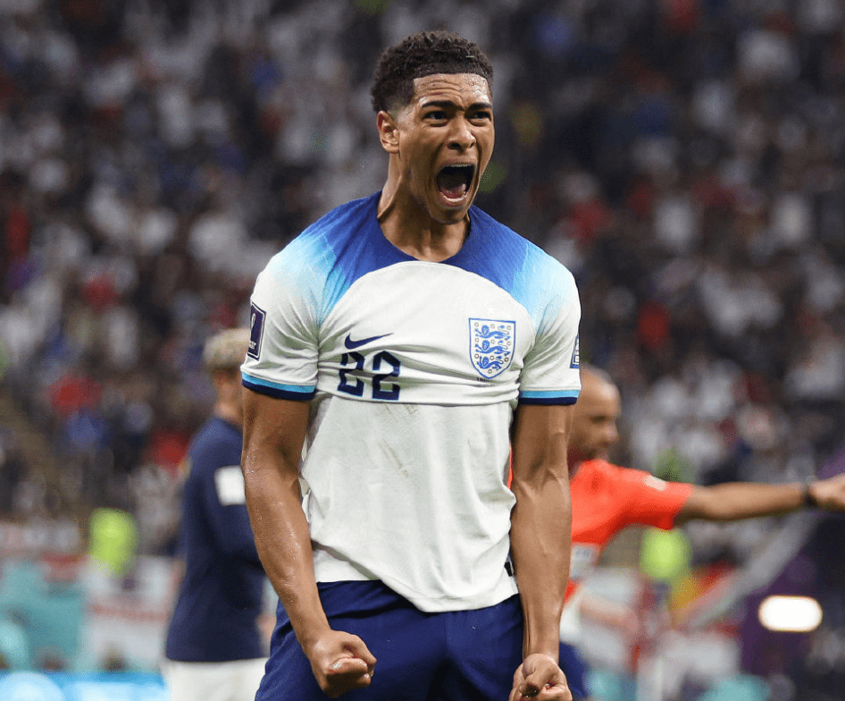 法国队力克德国队,郑思维点燃赛场 法国队力克德国队,郑思维点燃赛场