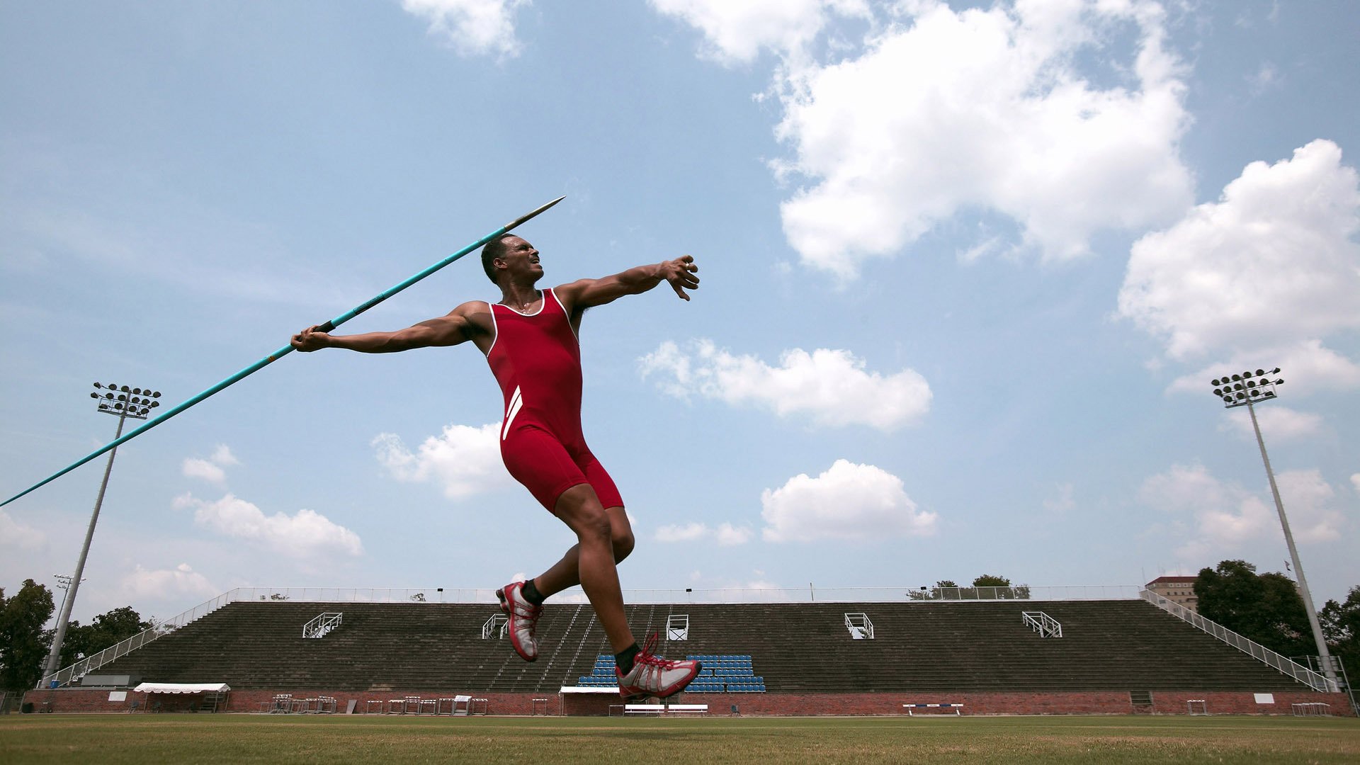加克波爆发破铁壁,喀麦隆节奏智取智利—一场战术与意志的较量